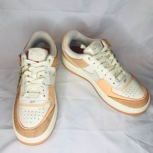 Air Force 1 Shadow “Sisterhood” - Size 7 in women’s
